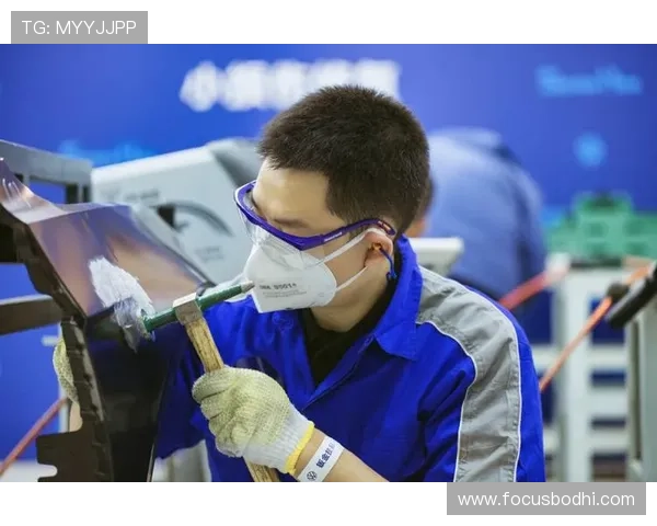 上海羽毛球队转型之路揭秘:从传统强队到现代化竞技新标杆 上海羽毛球队转型之路揭秘:从传统强队到现代化竞技新标杆