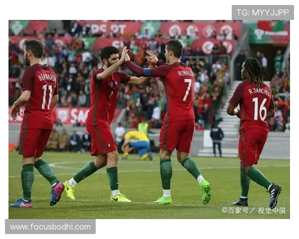 上海足球队以54分领跑欧锦赛积分榜展现强劲实力 上海足球队以54分领跑欧锦赛积分榜展现强劲实力