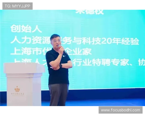 与张伟的深度对话:回顾他的网球生涯与未来展望 与张伟的深度对话:回顾他的网球生涯与未来展望