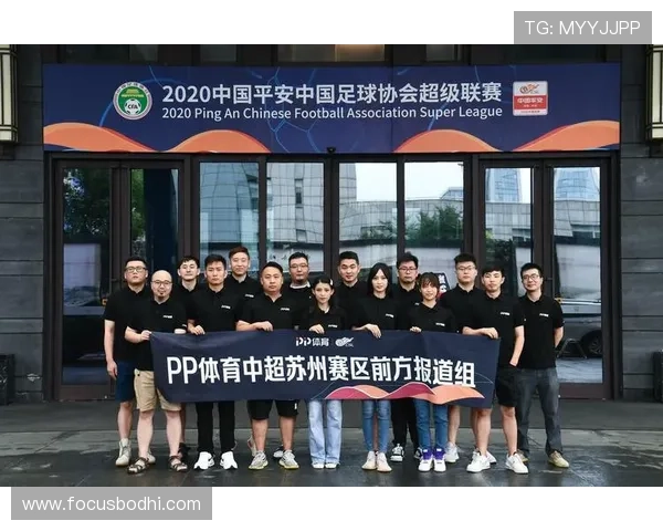 与足球明星零距离对视的精彩瞬间视频合集 与足球明星零距离对视的精彩瞬间视频合集