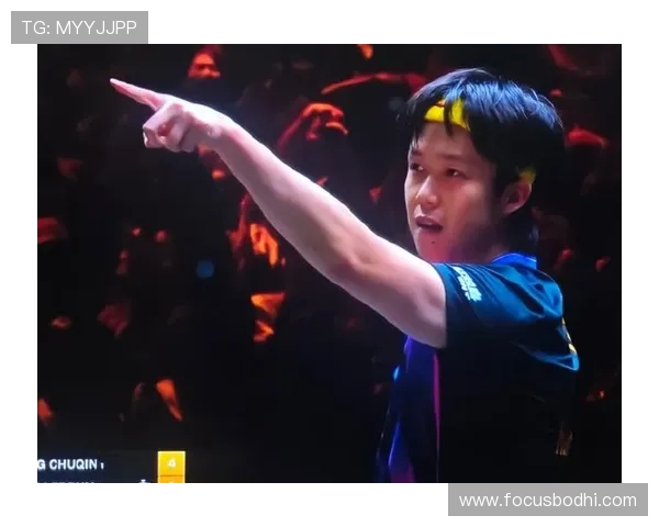 从巅峰到谷底的逆袭之路落魄足球明星的重生传奇