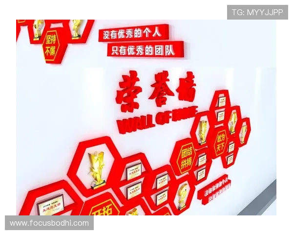 足球明星荣誉之路各自奖杯数量揭秘与成就分析